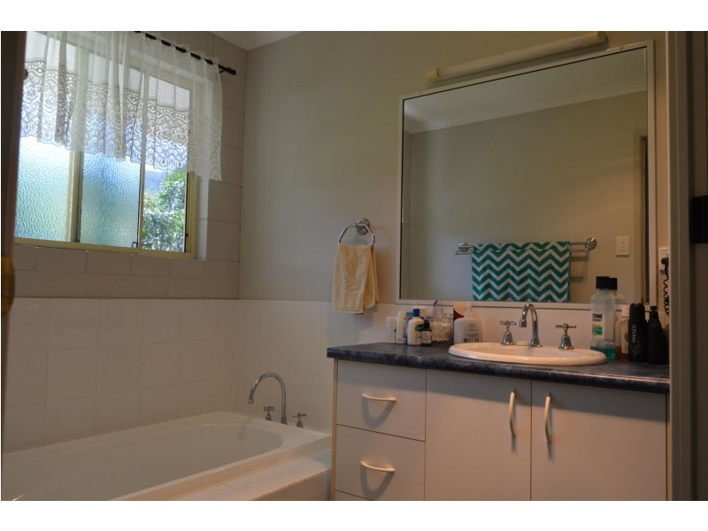 622 Eastern Mary River Road, Cambroon QLD 4552