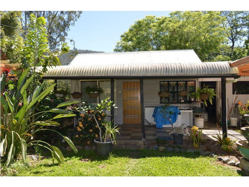 622 Eastern Mary River Road, Cambroon QLD 4552