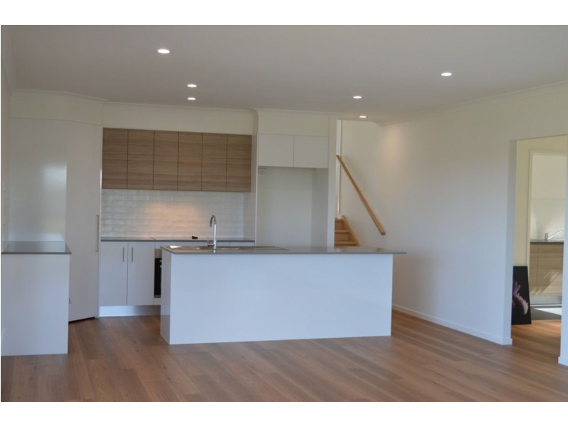 17 Greenhills Esplanade, Maleny QLD 4552