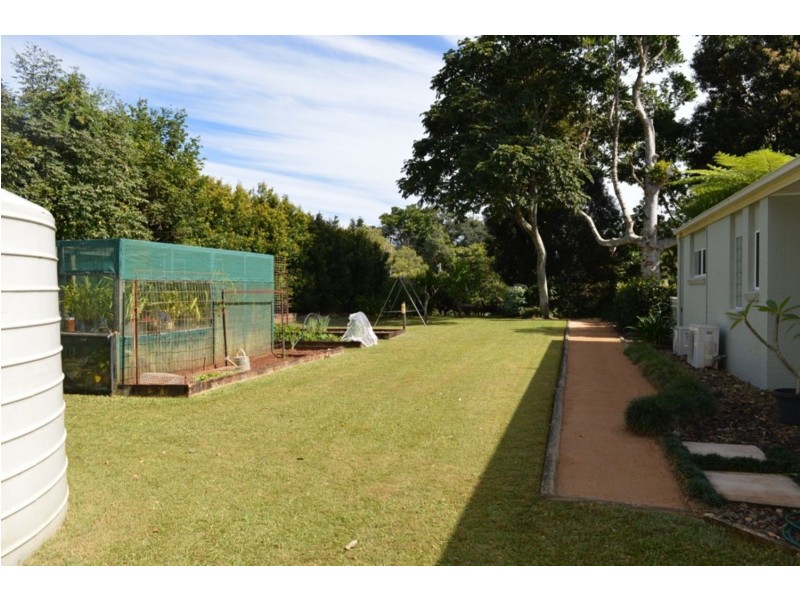 29 Ravenberg Drive, Maleny QLD 4552