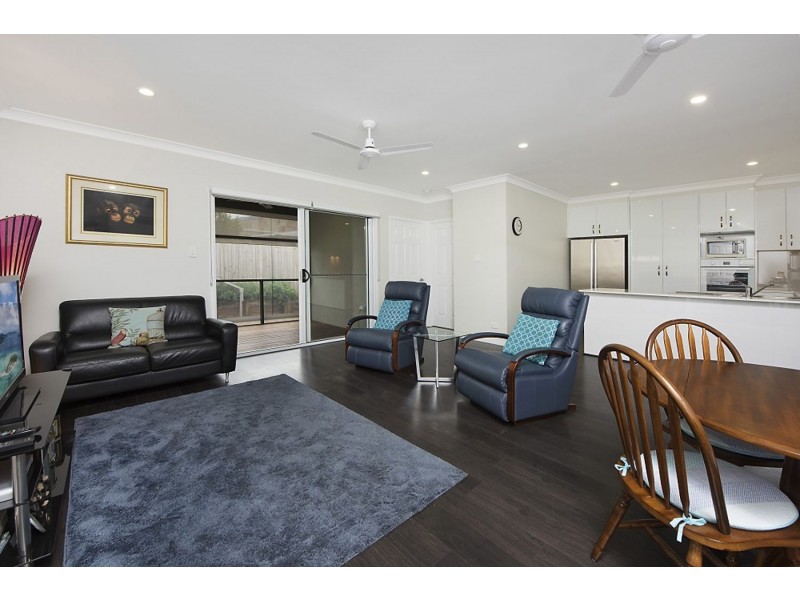 Villa 43 23 Macadamia Drive, Maleny QLD 4552