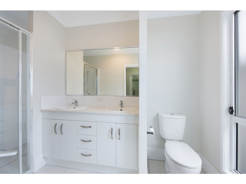 Villa 43 23 Macadamia Drive, Maleny QLD 4552