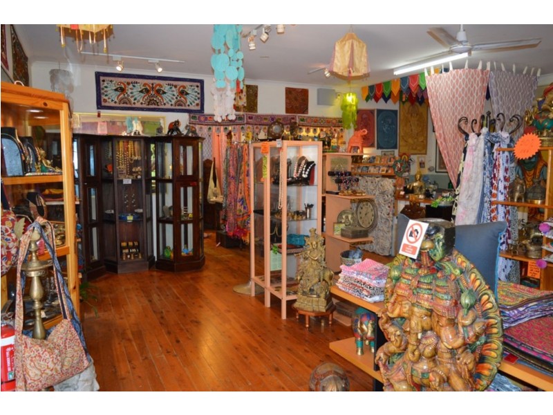 182 Main Street, Montville QLD 4560