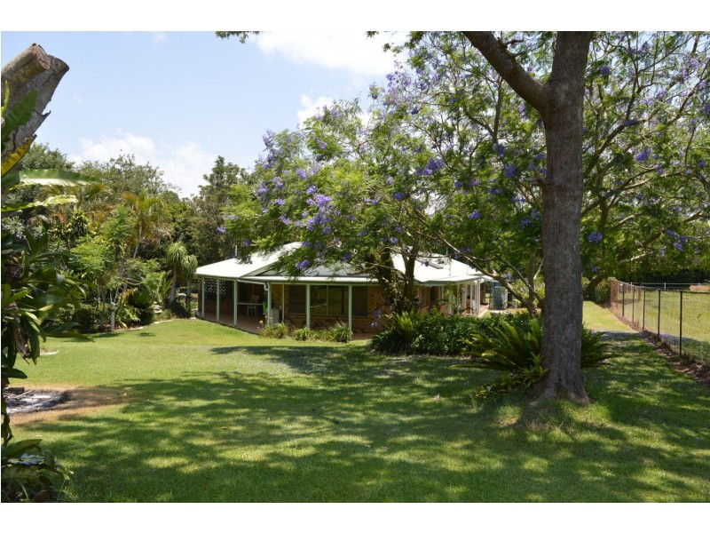 8 Grandview Road, Balmoral Ridge QLD 4552