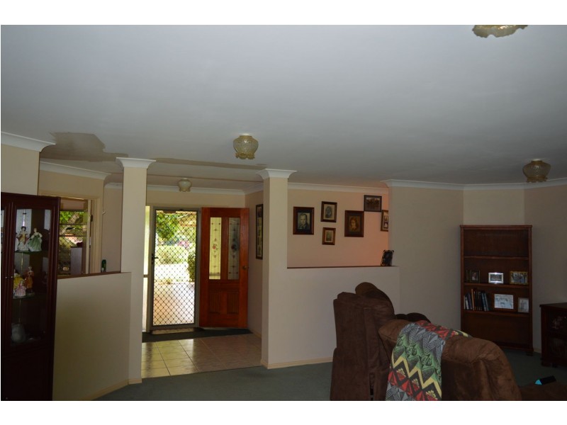 8 Grandview Road, Balmoral Ridge QLD 4552