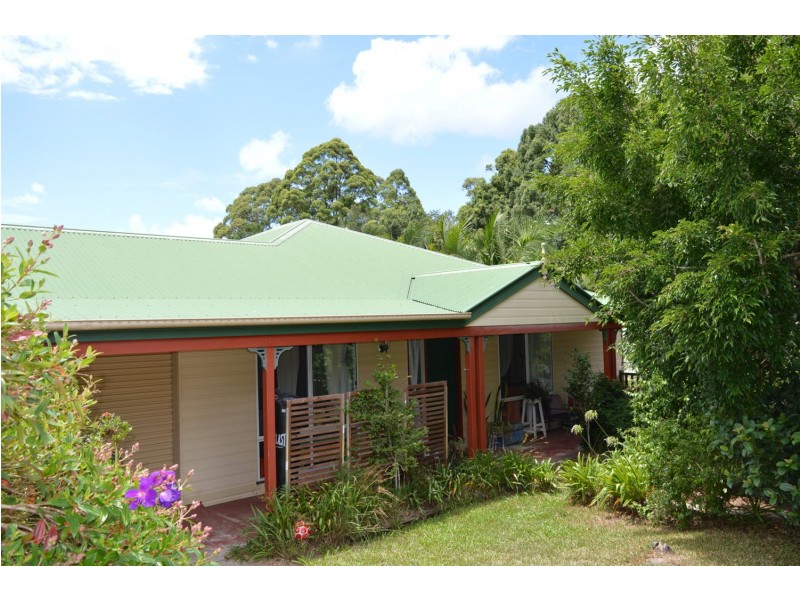 5 Pinewood Circuit, Maleny QLD 4552