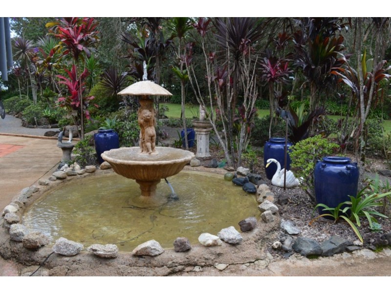 2-4 Glover Court, Montville QLD 4560