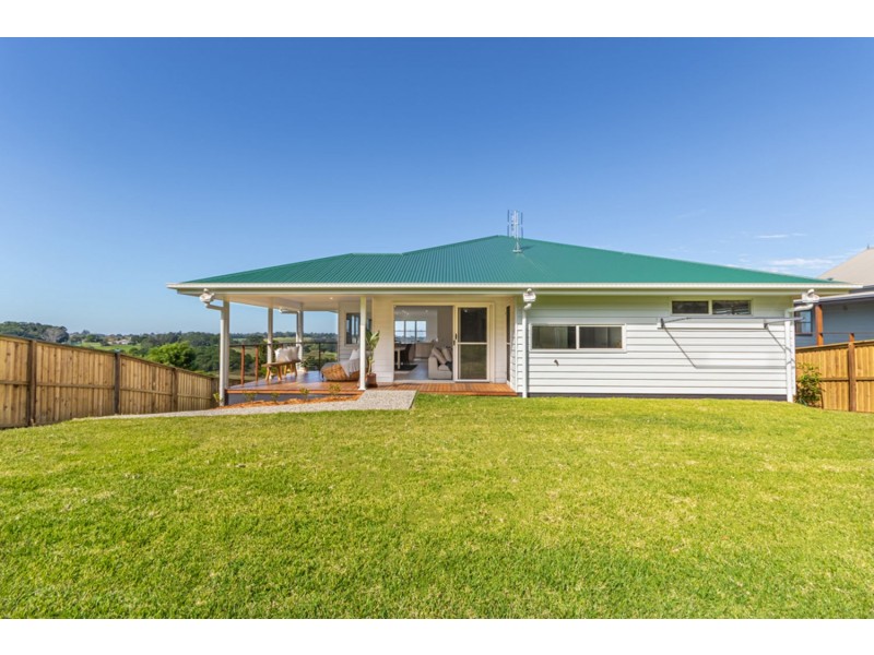 11 Cloudwalk Drive, Maleny QLD 4552
