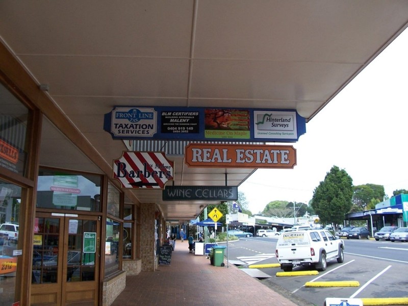 2/17 Maple Street, Maleny QLD 4552