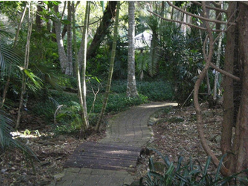 136 Flaxton Drive, Mapleton QLD 4560