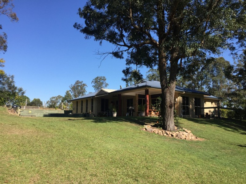 54 Park Drive, Sandy Creek QLD 4515