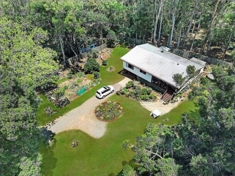 132 Flaxton Dive, Mapleton QLD 4560