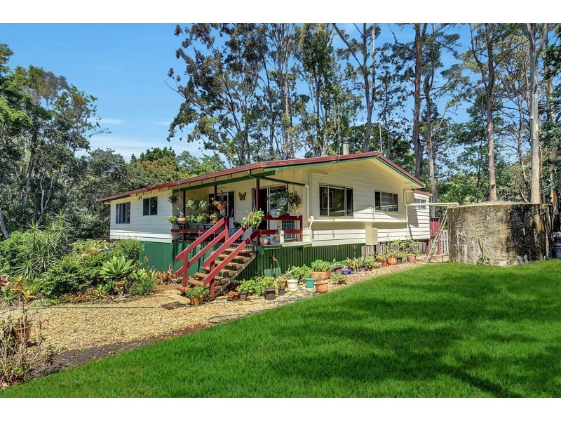 132 Flaxton Dive, Mapleton QLD 4560