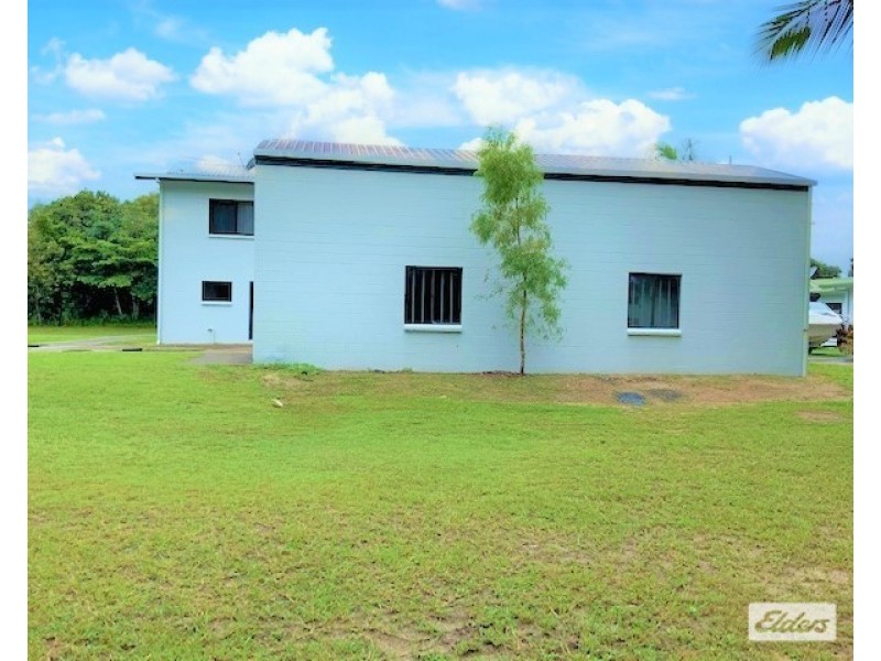 117 Taylor Street, Tully Heads QLD 4854