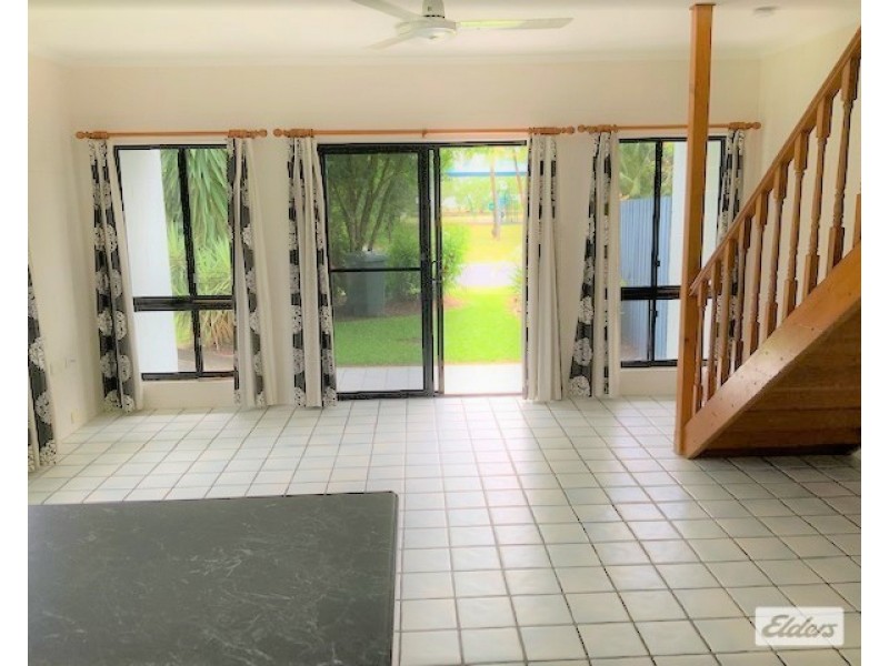 117 Taylor Street, Tully Heads QLD 4854