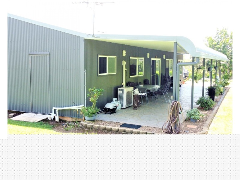 421 Bingil Bay Road, Bingil Bay QLD 4852