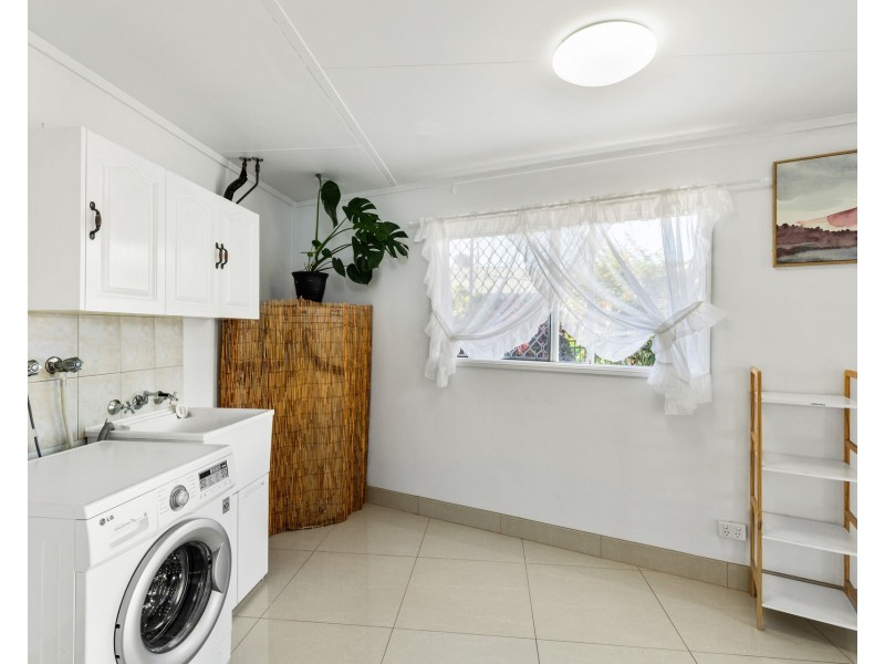 13 Andrews Street, Kurrimine Beach QLD 4871
