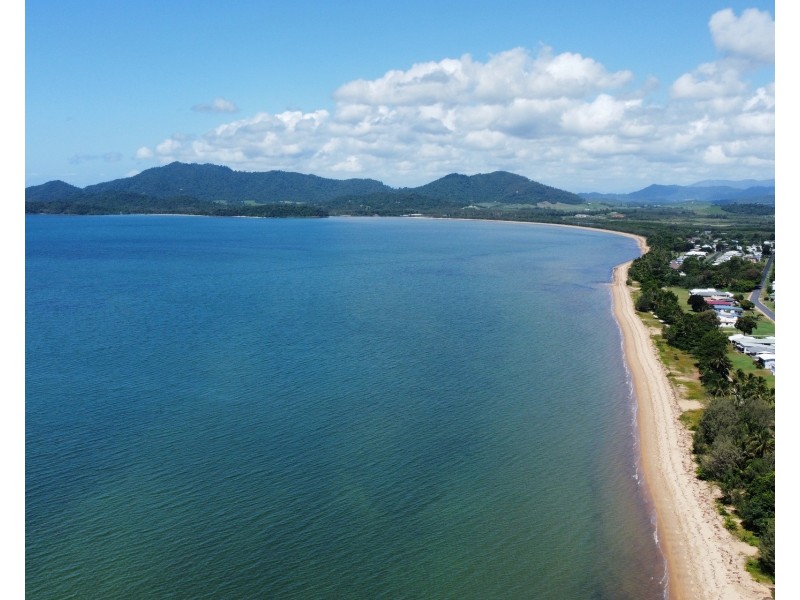 13 Andrews Street, Kurrimine Beach QLD 4871