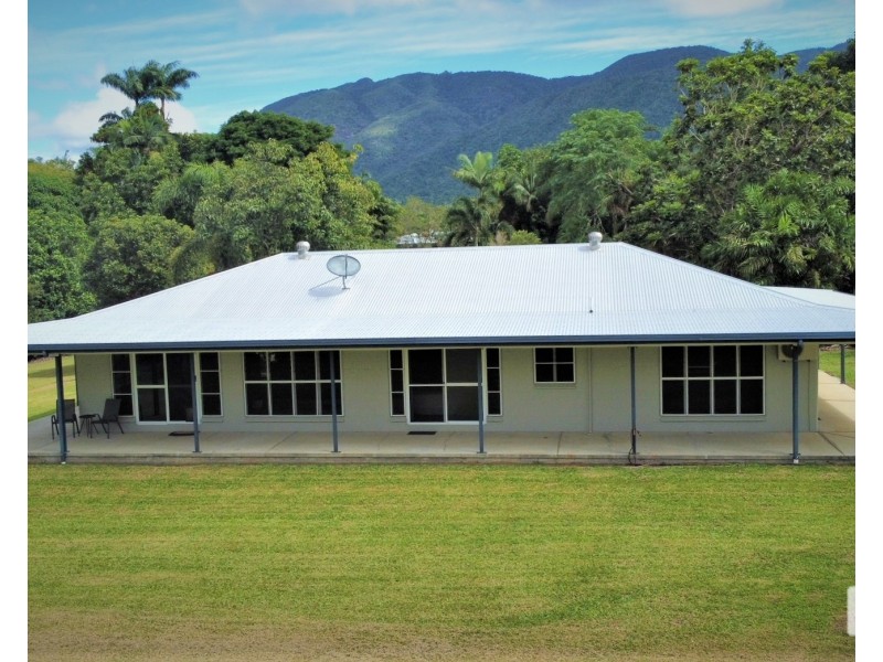 33 Thomas Court, Bulgun QLD 4854