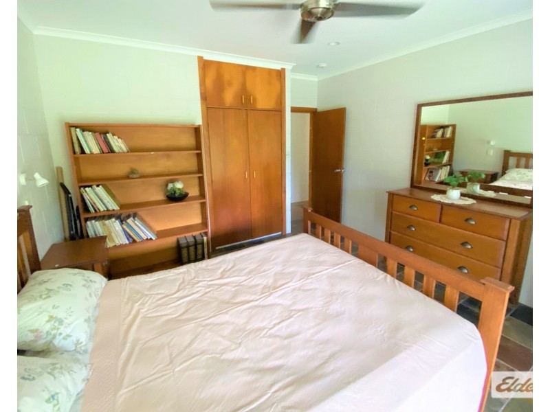 33 Thomas Court, Bulgun QLD 4854