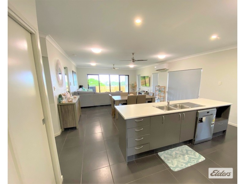 10 Rise Crescent, Mission Beach QLD 4852