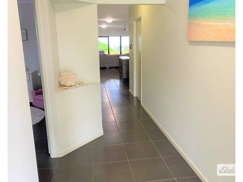 10 Rise Crescent, Mission Beach QLD 4852