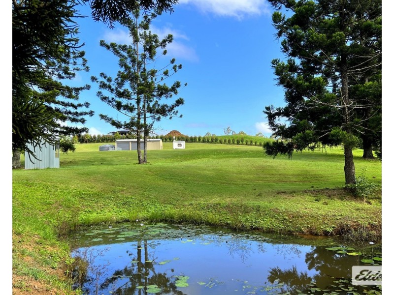 16 Billman Court, Chatsworth QLD 4570