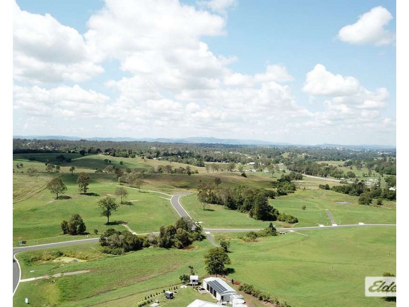 12 Swagmans Ridge, Chatsworth QLD 4570
