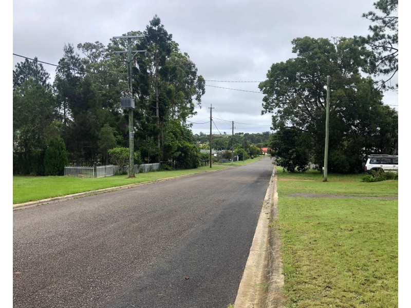 28 Miller Street, Blackbutt QLD 4306