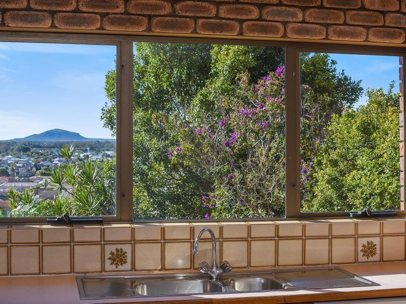 5 Warre Street, Maroochydore QLD 4558