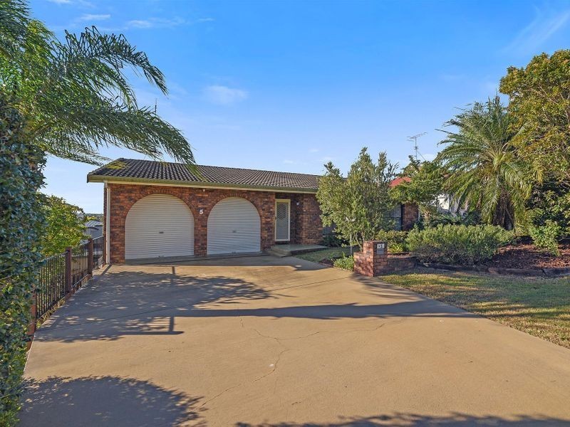 5 Warre Street, Maroochydore QLD 4558