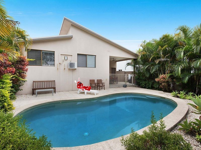 13 Centenary Crescent, Maroochydore QLD 4558