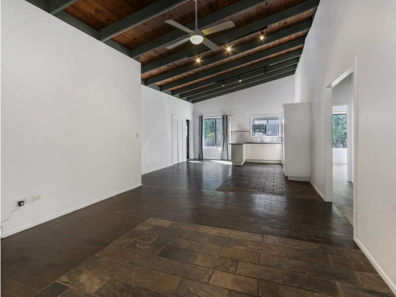 12 Warran Road, Yaroomba QLD 4573