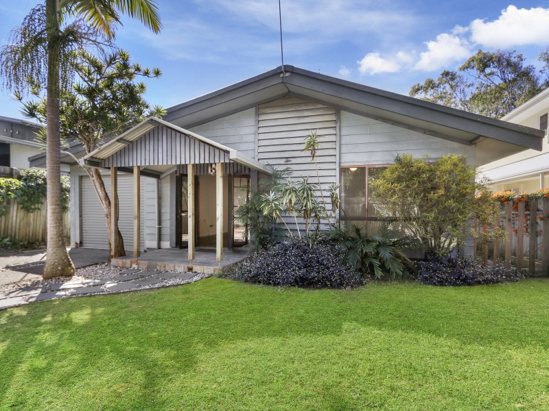 12 Warran Road, Yaroomba QLD 4573