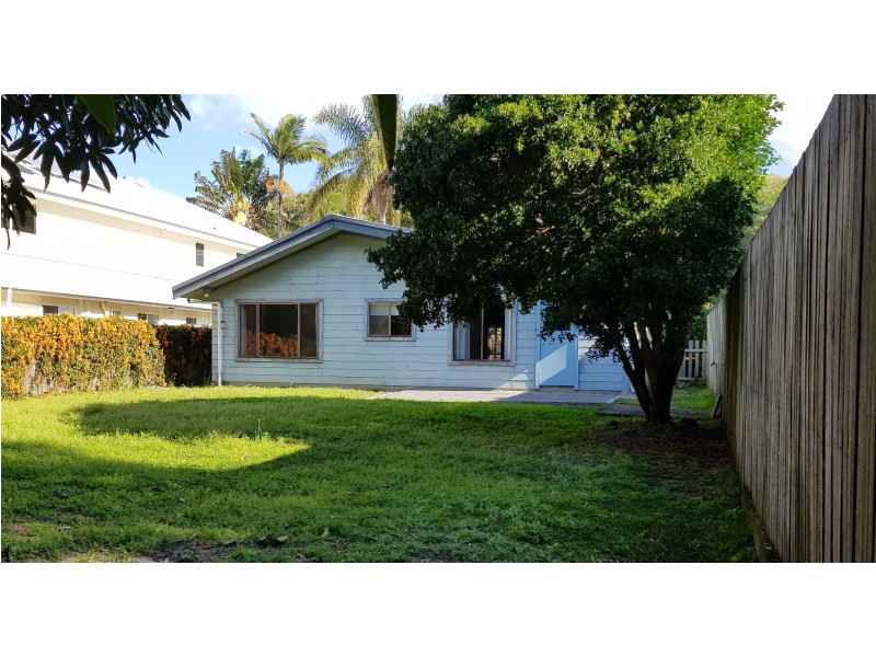 12 Warran Road, Yaroomba QLD 4573