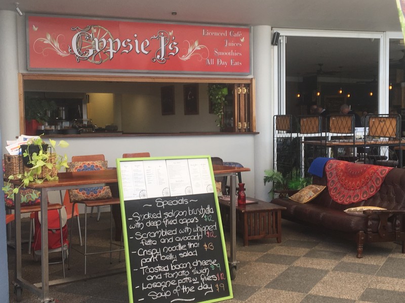 3/121  Mooloolaba Esplanade, Mooloolaba QLD 4557