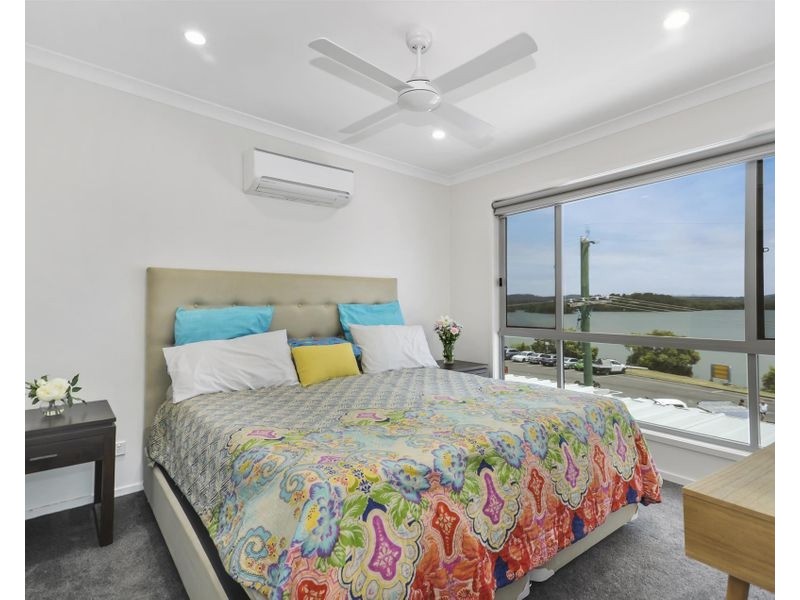 1/327 Bradman Avenue, Maroochydore QLD 4558