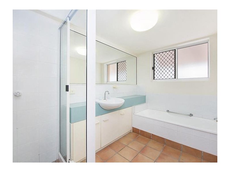 1/15 Bindaree Crescent, Mooloolaba QLD 4557