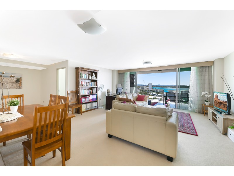 1002/1 Duporth Avenue, Maroochydore QLD 4558