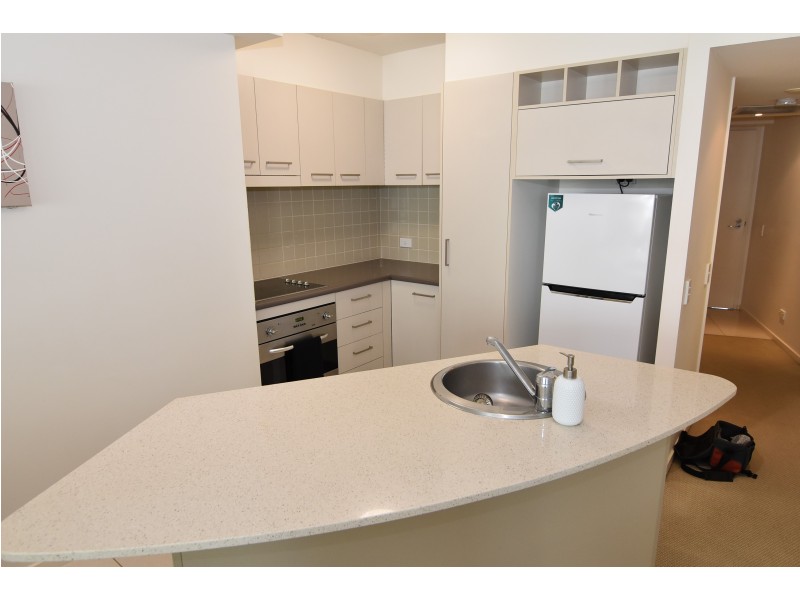 304/19 First Avenue, Mooloolaba QLD 4557