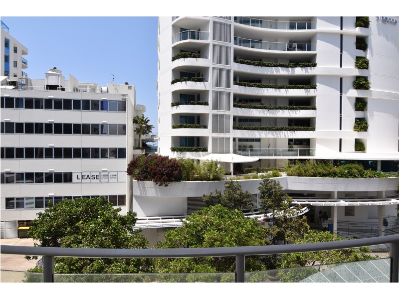 304/19 First Avenue, Mooloolaba QLD 4557