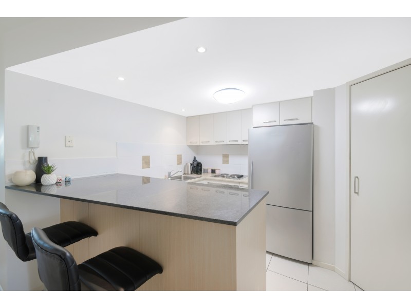 32/10 Grand Parade, Parrearra QLD 4575