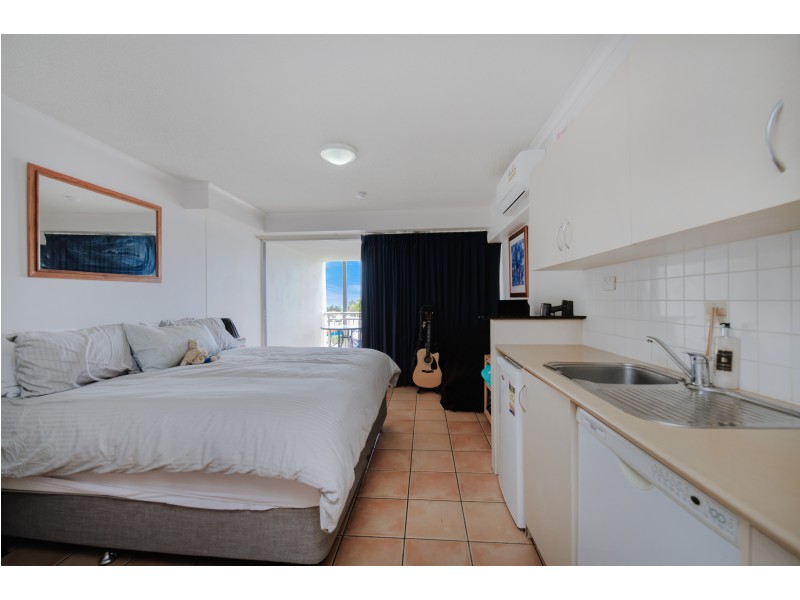 329/180 Alexandra Parade, Alexandra Headland QLD 4572