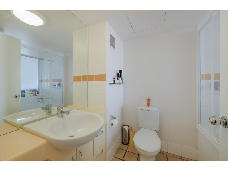 329/180 Alexandra Parade, Alexandra Headland QLD 4572