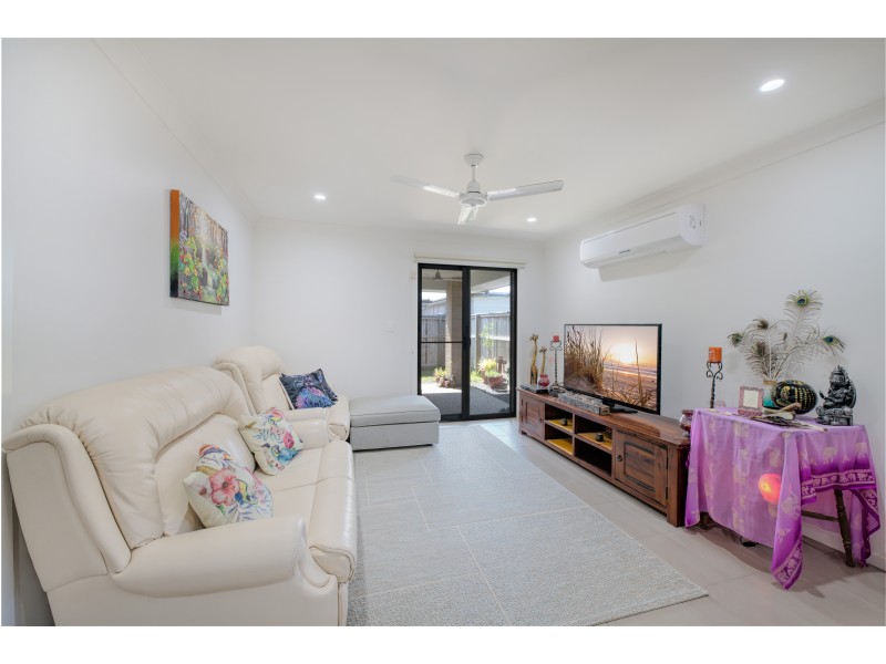 86 Haslewood Crescent, Meridan Plains QLD 4551