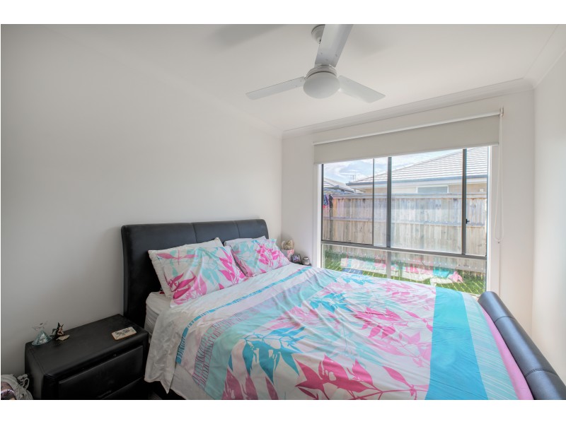 86 Haslewood Crescent, Meridan Plains QLD 4551