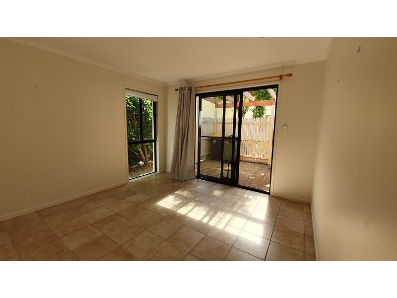 80/1 Poinsettia Court, Mooloolaba QLD 4557