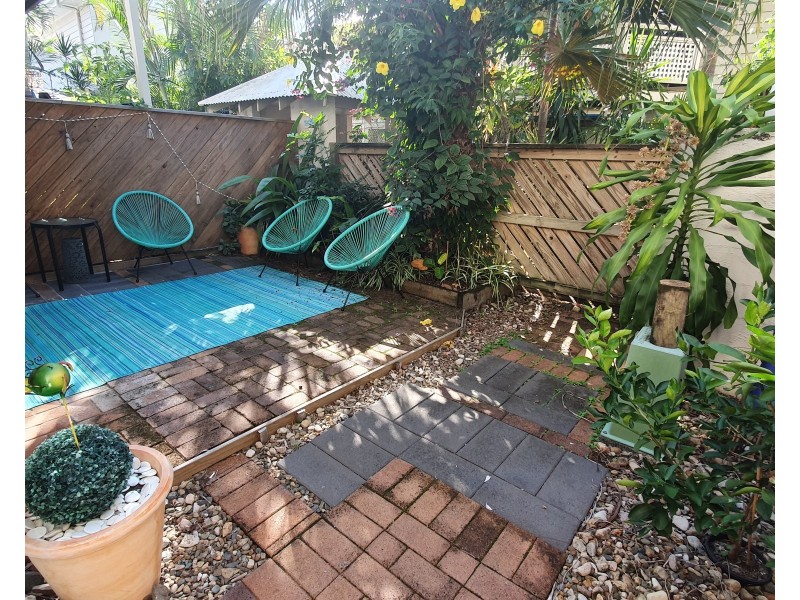 2/9 Kippara Lane, Maroochydore QLD 4558