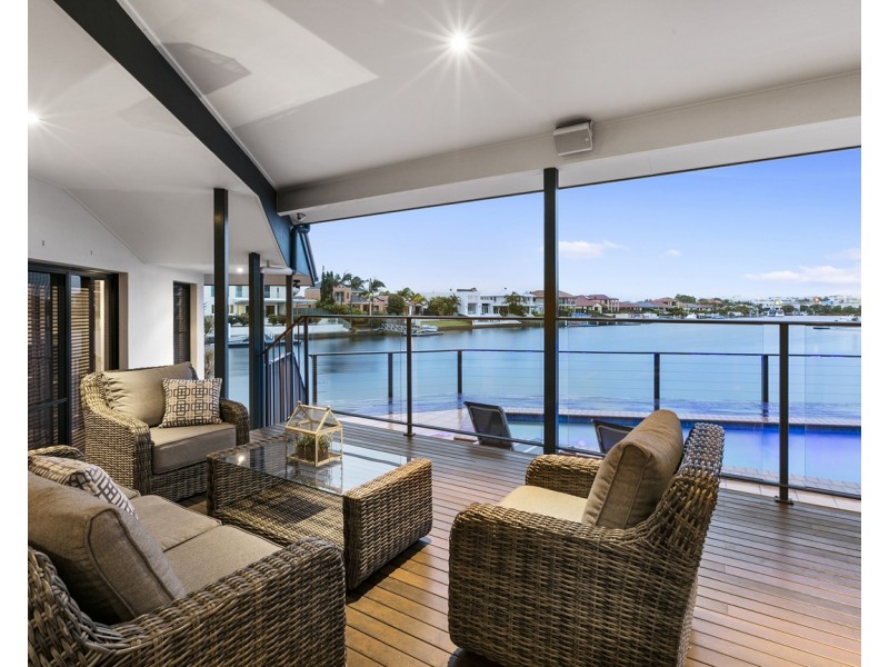 98 Sunbird Chase, Parrearra QLD 4575