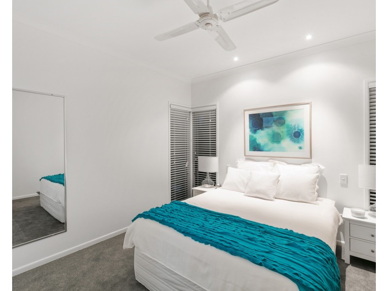 98 Sunbird Chase, Parrearra QLD 4575